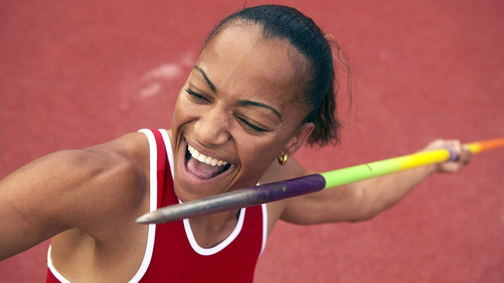 激烈交锋：双方拼尽全力，留下一场经典战役！，激烈冲突